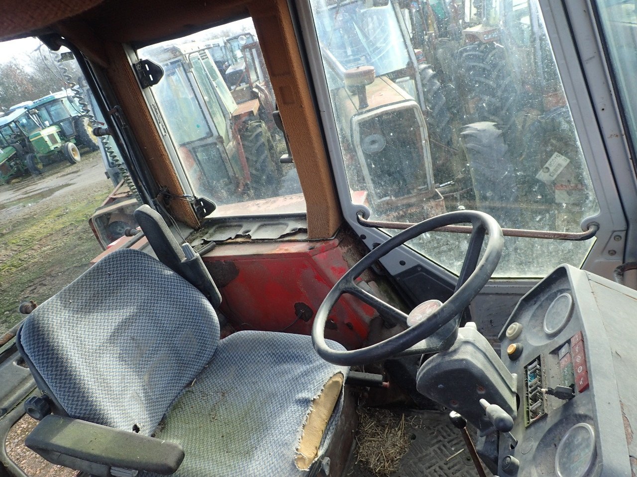 Traktor du type Massey Ferguson 699, Gebrauchtmaschine en Viborg (Photo 6)