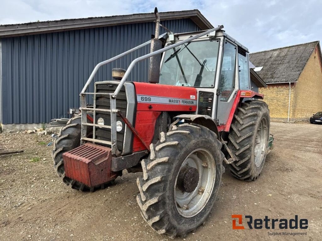 Traktor del tipo Massey Ferguson 699, Gebrauchtmaschine en Rødovre (Imagen 2)