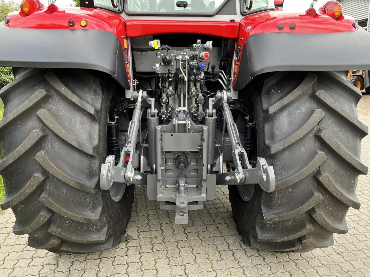 Traktor typu Massey Ferguson 6S 155 DYNA 6, Gebrauchtmaschine w Toftlund (Zdjęcie 4)