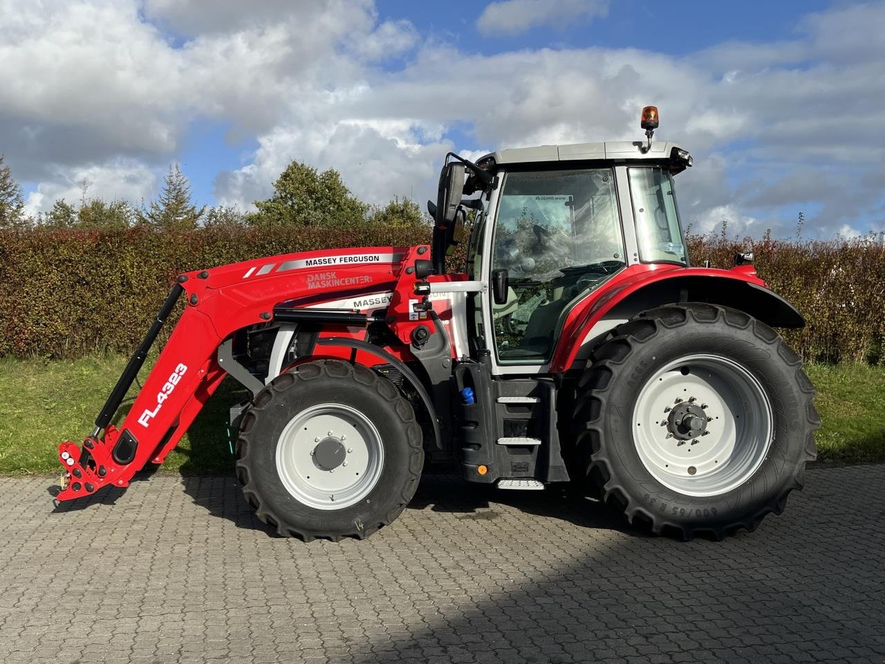 Traktor typu Massey Ferguson 6S 155 DYNA 6, Gebrauchtmaschine v Toftlund (Obrázek 2)