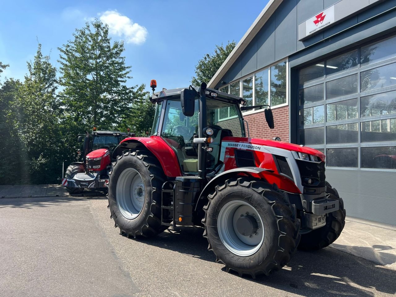 Traktor του τύπου Massey Ferguson 6S. 180 Dyna-6, Neumaschine σε Giessenburg (Φωτογραφία 7)