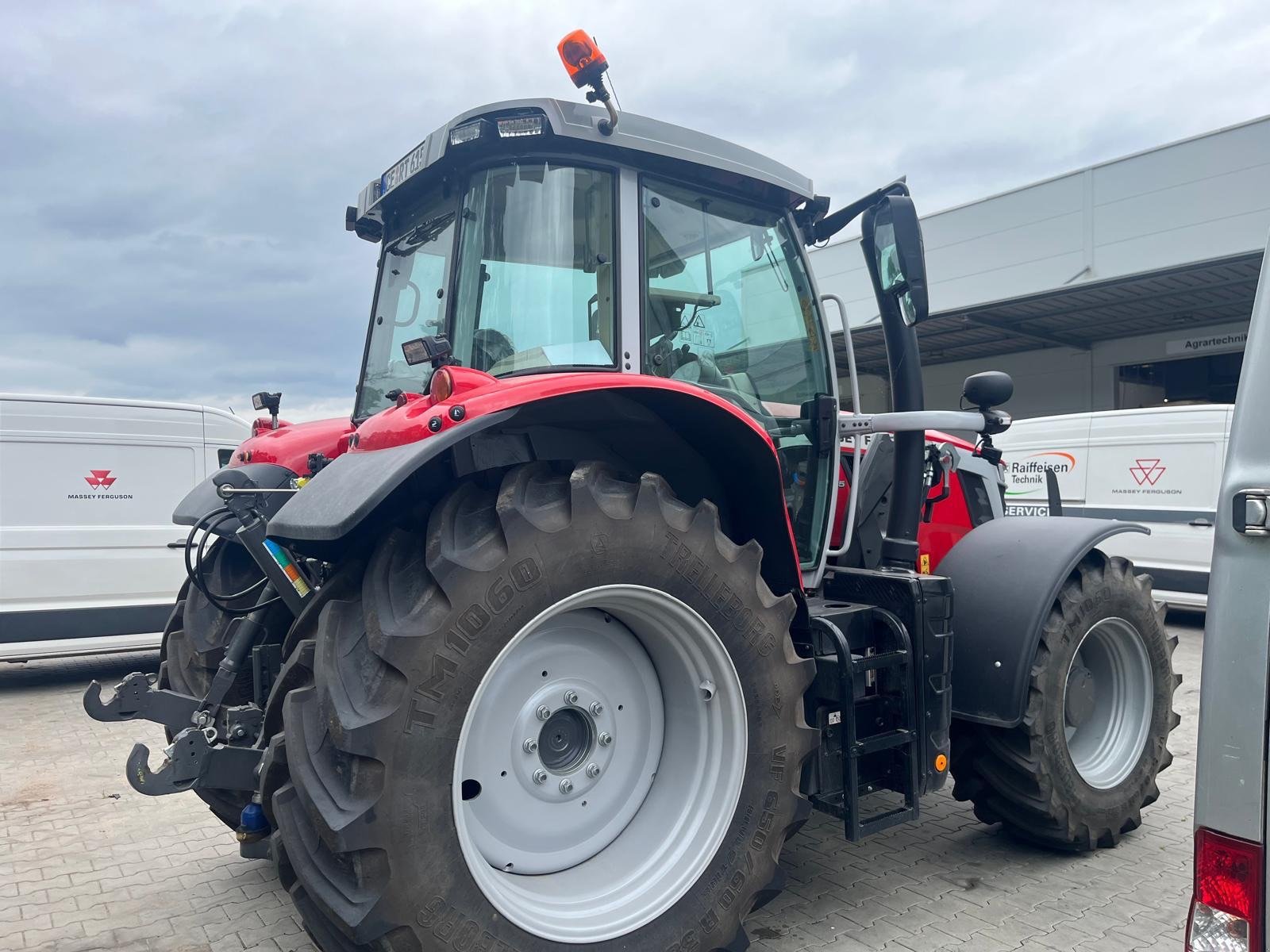 Traktor del tipo Massey Ferguson 6S.155 Dyna-VT EXCLUSIVE, Gebrauchtmaschine In Hillerse (Immagine 5)