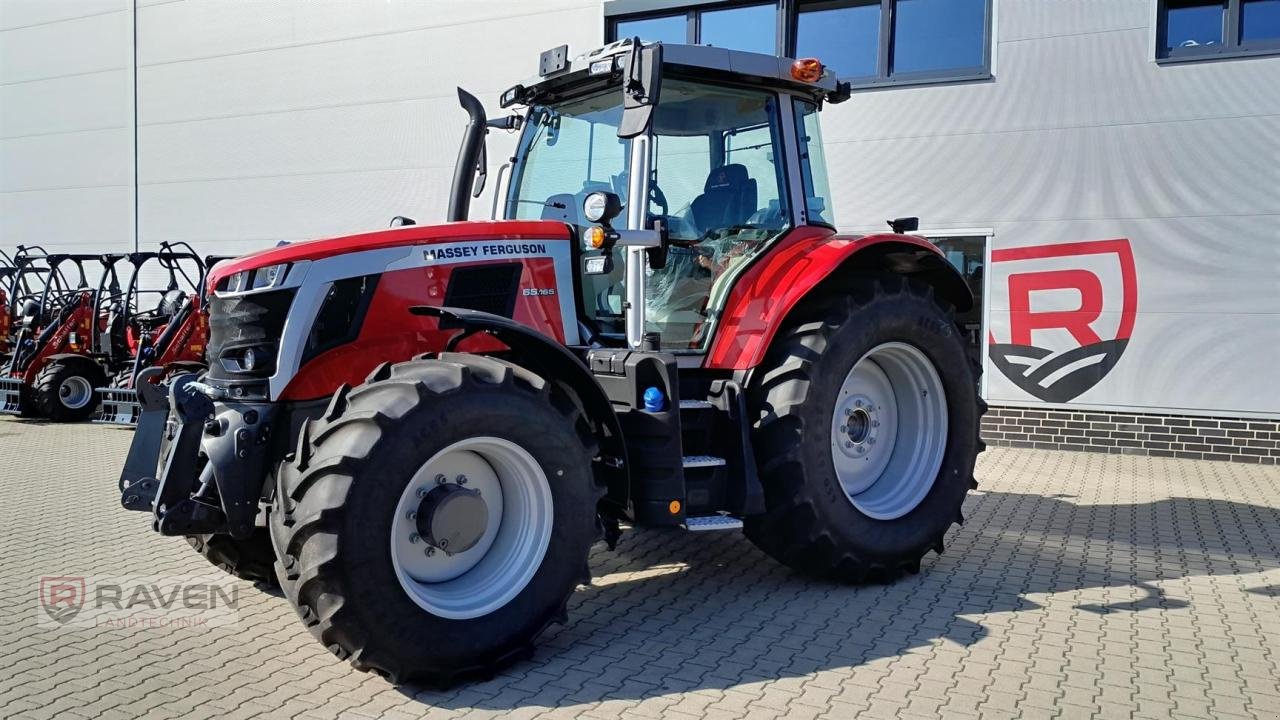 Traktor of the type Massey Ferguson 6S.165 Dyna-6 EXCLUSIVE, Neumaschine in Sulingen (Picture 1)