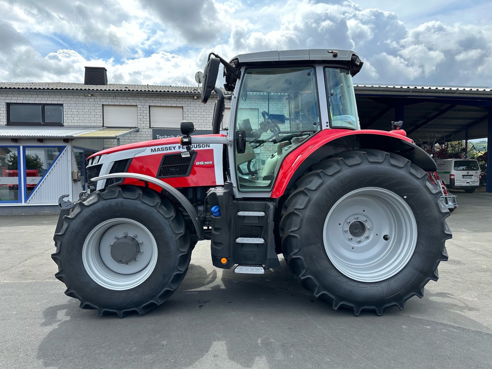 Traktor Türe ait Massey Ferguson 6S.165 Dyna-VT EXCLUSIVE, Neumaschine içinde Amöneburg - Roßdorf (resim 1)