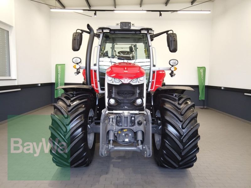 Traktor des Typs Massey Ferguson 6S.180 DYNA-6 EXCLUSIVE, Gebrauchtmaschine in Manching (Bild 11)