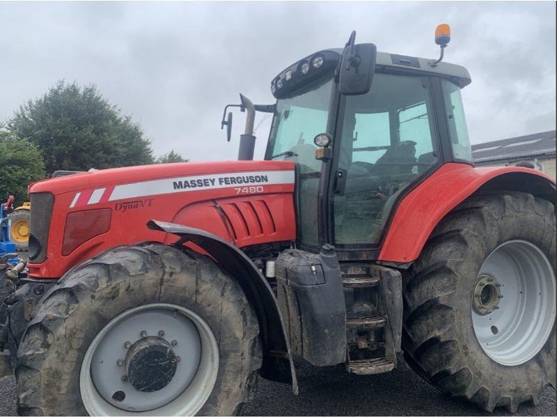 Traktor van het type Massey Ferguson 7480, Gebrauchtmaschine in ROYE (Foto 1)