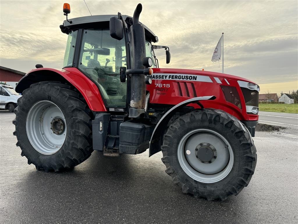 Traktor del tipo Massey Ferguson 7615 Dyna VT KUN 4700 TIMER OG FULD AFFJEDRING!, Gebrauchtmaschine In Nørager (Immagine 8)