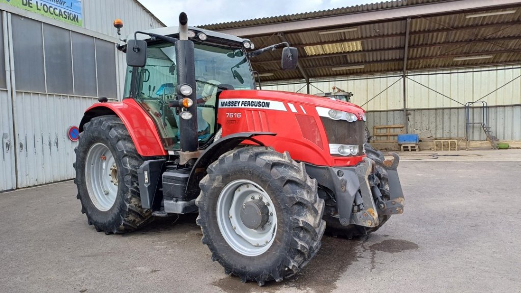 Traktor of the type Massey Ferguson 7616 DYNA-6 EFFICIENT, Gebrauchtmaschine in VERT TOULON (Picture 7)