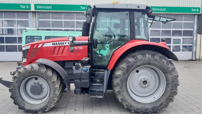 Traktor des Typs Massey Ferguson 7616 DYNA 6 ESSENTIAL, Gebrauchtmaschine in Weiden i.d.Opf. (Bild 3)