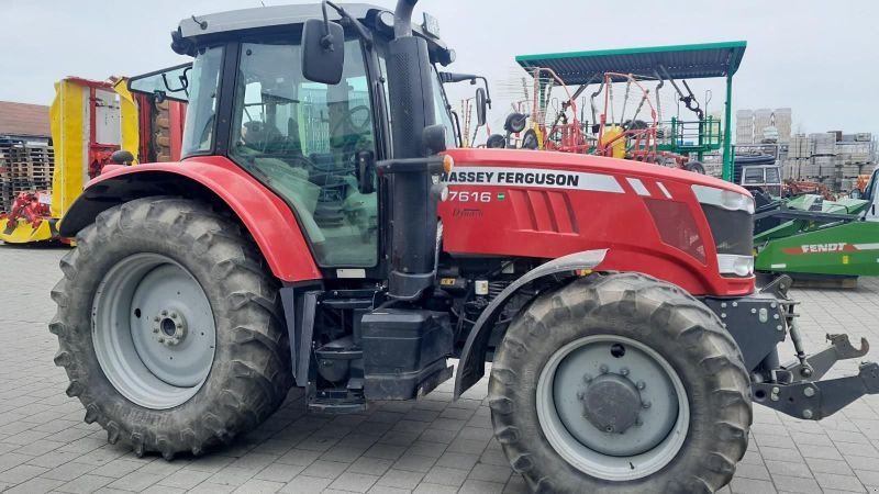 Traktor des Typs Massey Ferguson 7616 DYNA 6 ESSENTIAL, Gebrauchtmaschine in Weiden i.d.Opf. (Bild 2)