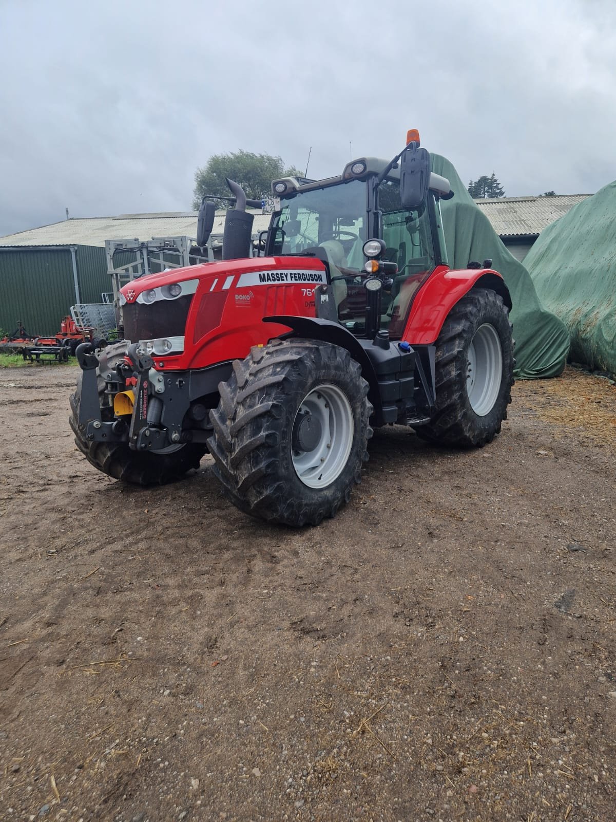 Traktor des Typs Massey Ferguson 7618 Dyna 6, Gebrauchtmaschine in Schwentinental (Bild 7)