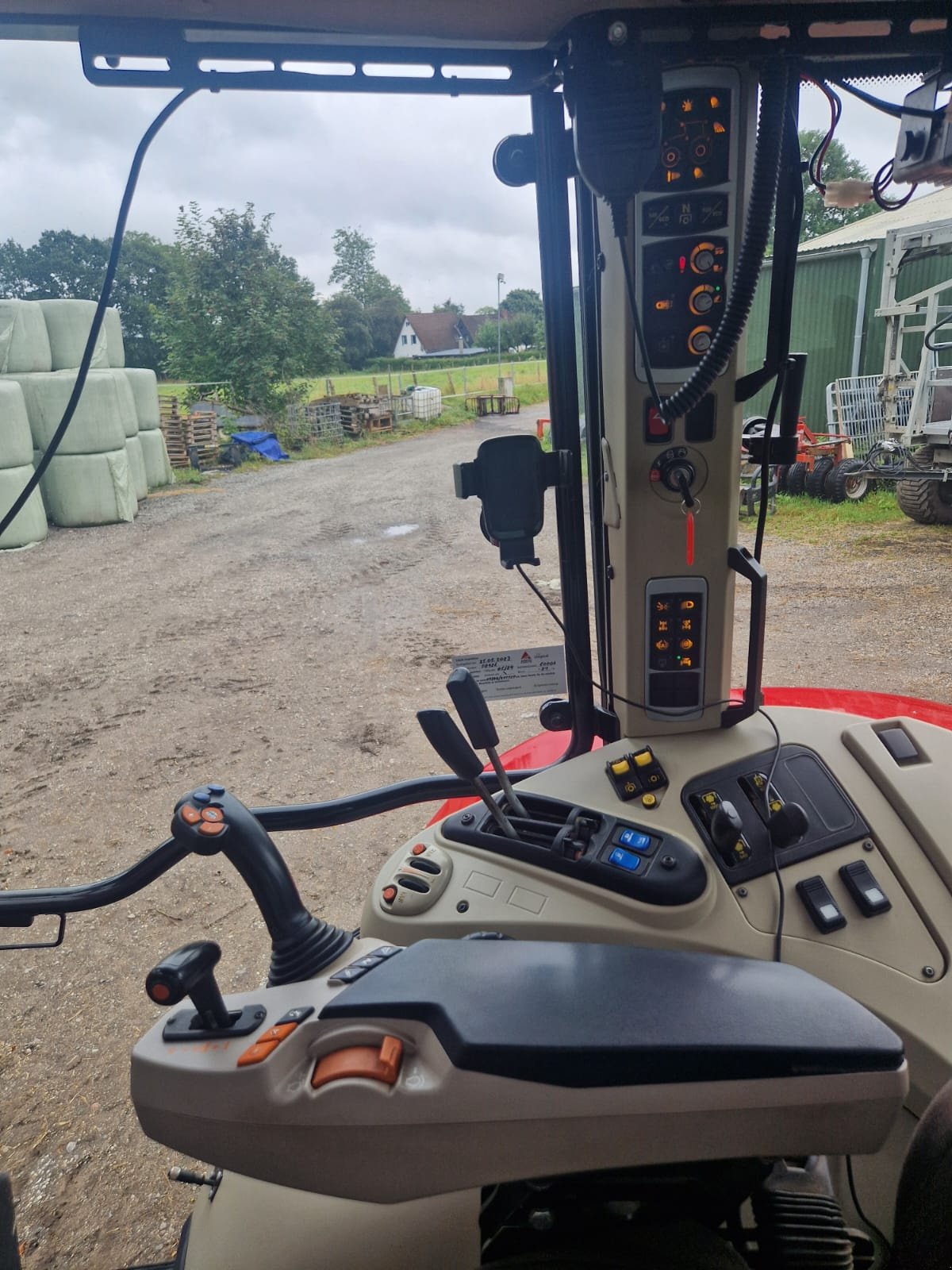 Traktor van het type Massey Ferguson 7618 Dyna 6, Gebrauchtmaschine in Schwentinental (Foto 9)