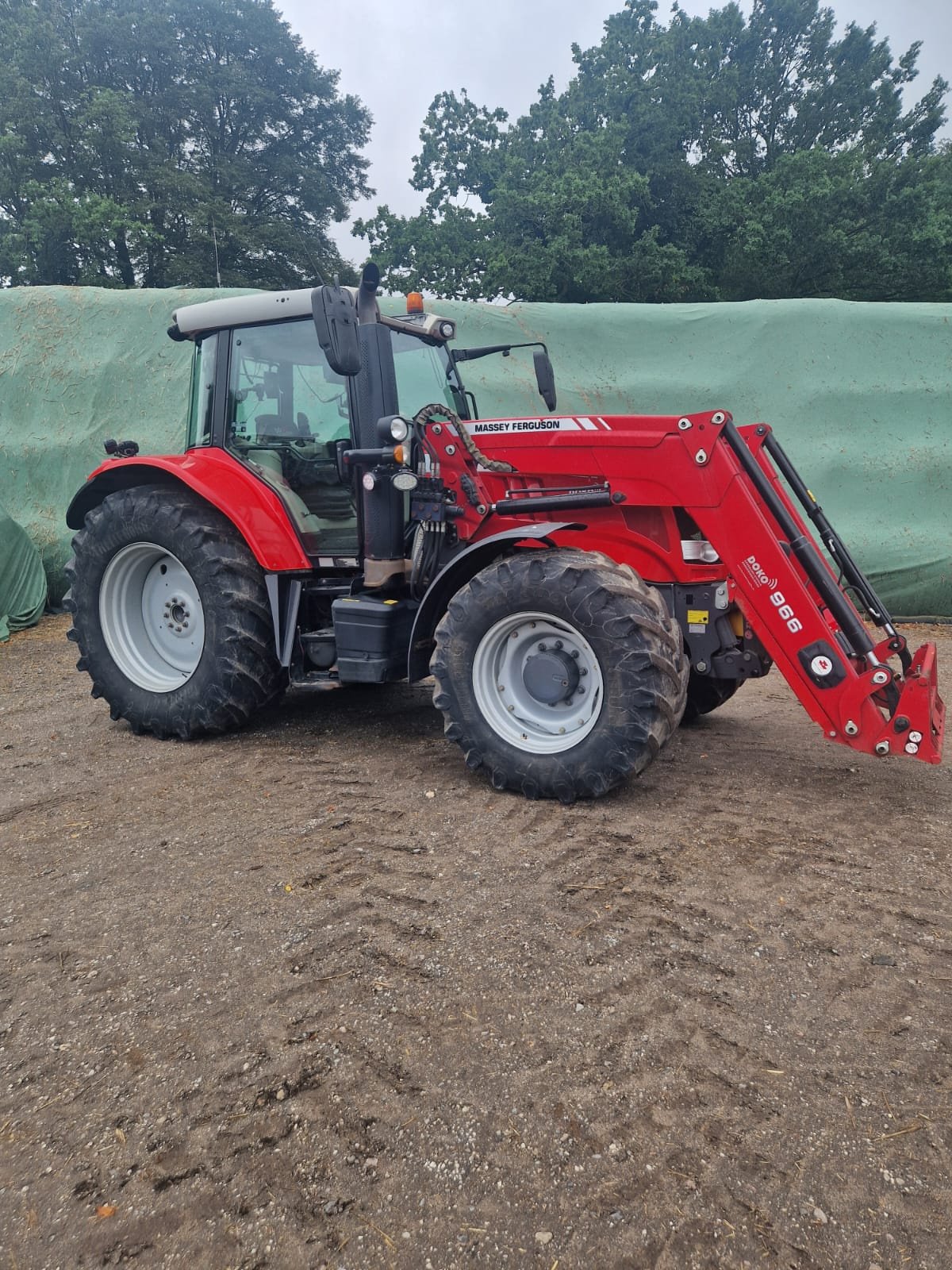 Traktor des Typs Massey Ferguson 7618 Dyna 6, Gebrauchtmaschine in Schwentinental (Bild 16)