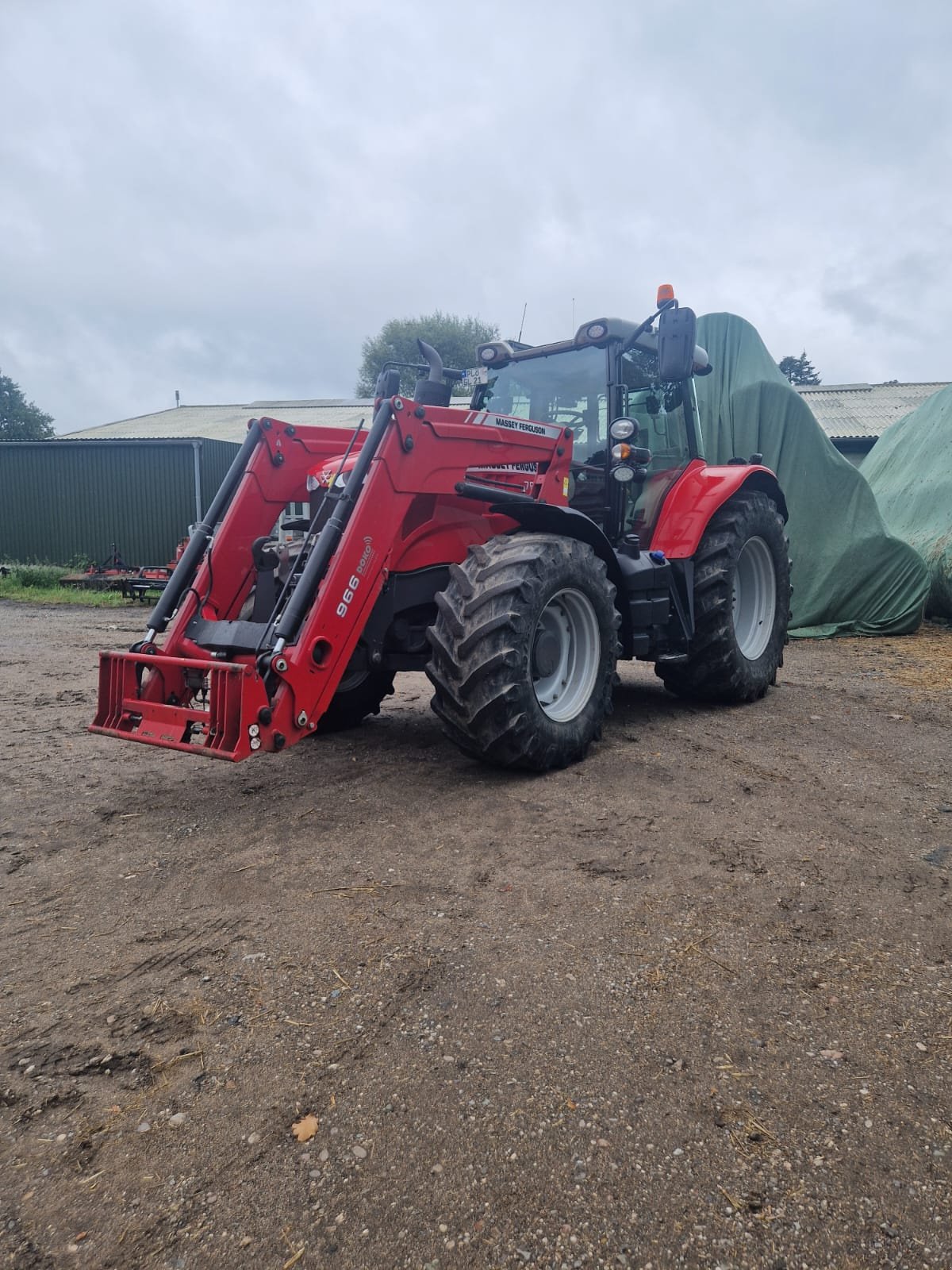 Traktor van het type Massey Ferguson 7618 Dyna 6, Gebrauchtmaschine in Schwentinental (Foto 18)