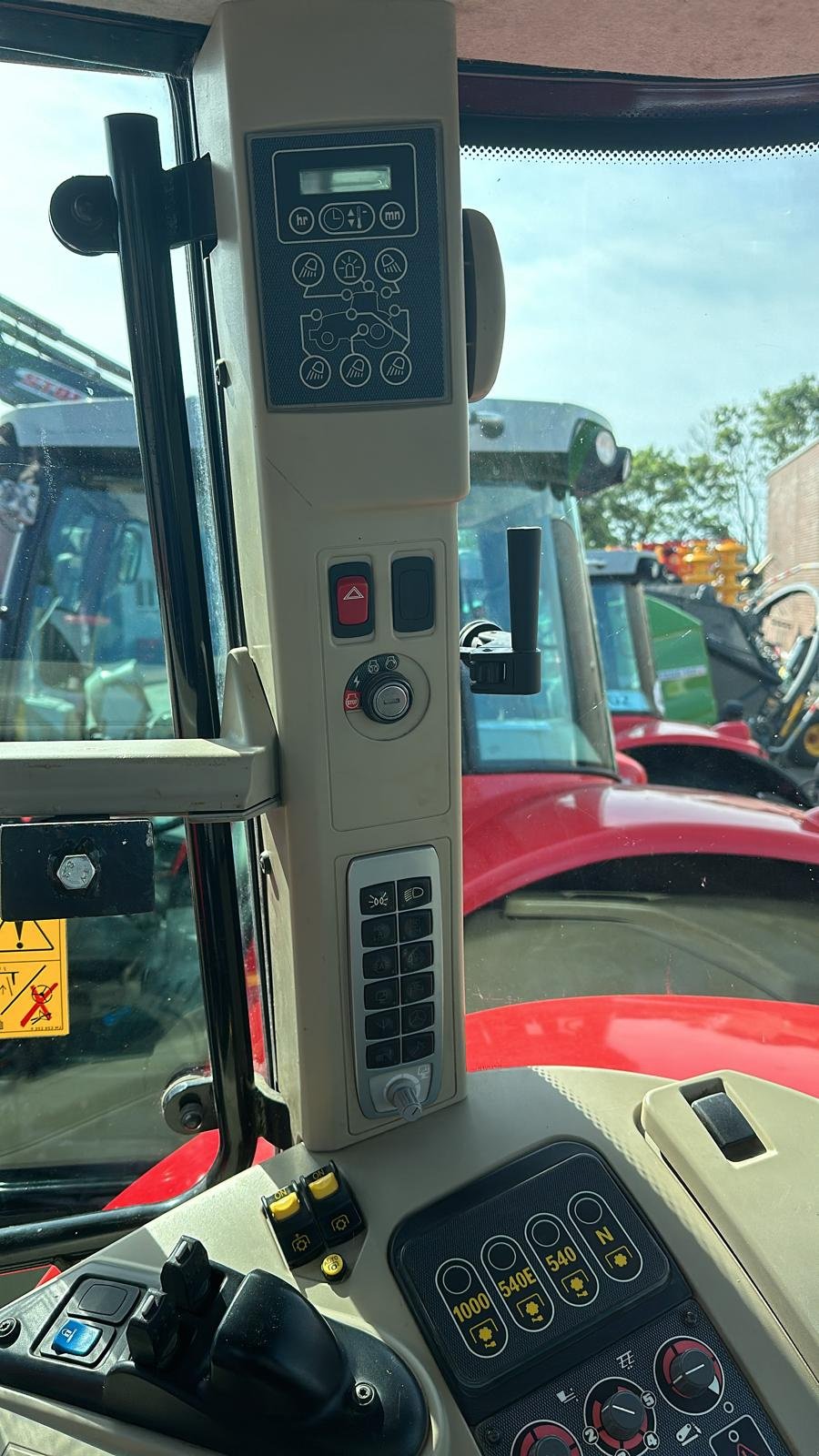 Traktor Türe ait Massey Ferguson 7620 Dyna VT, Gebrauchtmaschine içinde Husum (resim 16)