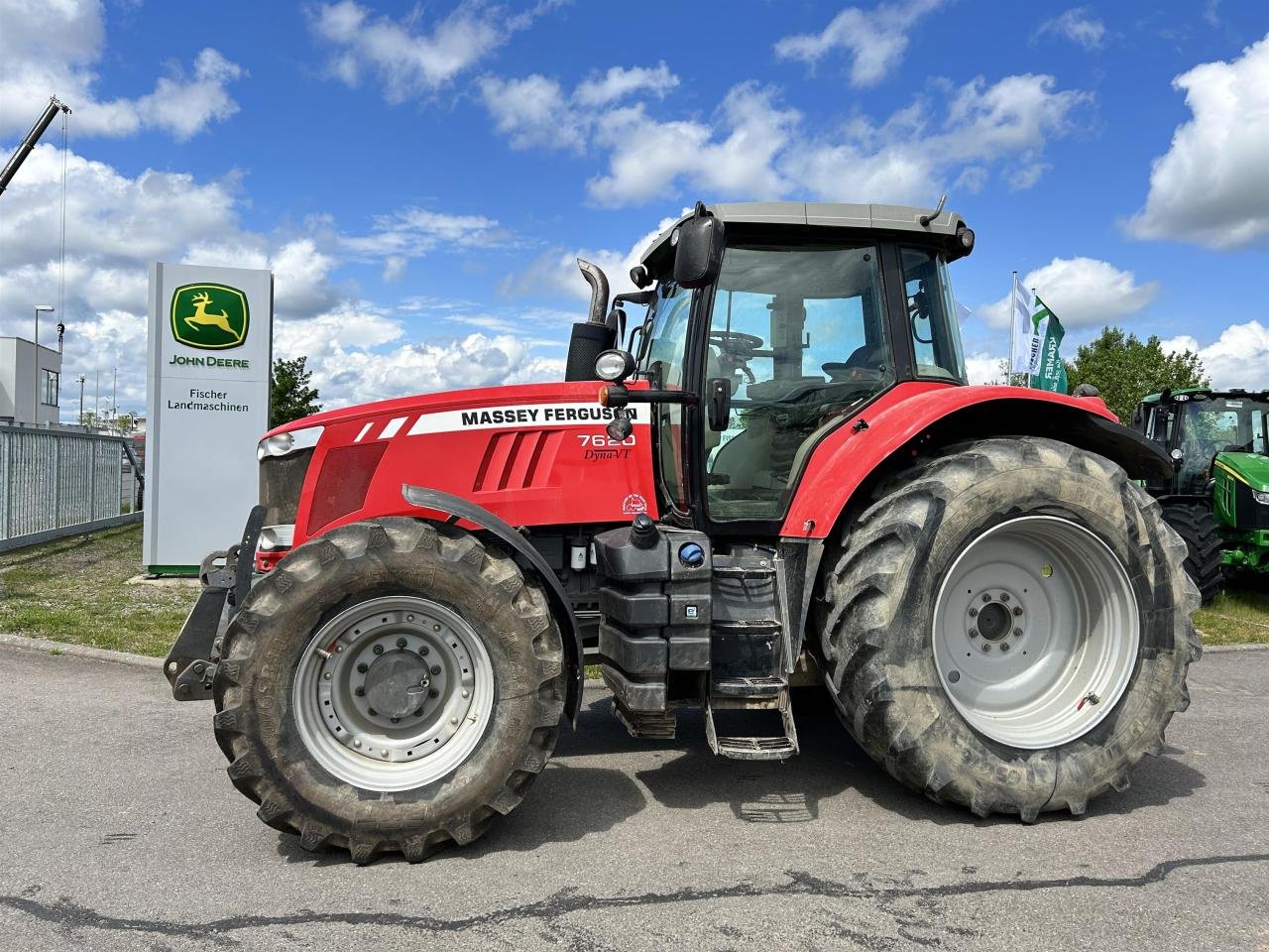 Traktor of the type Massey Ferguson 7620 DynaVT, Gebrauchtmaschine in Zweibrücken (Picture 1)