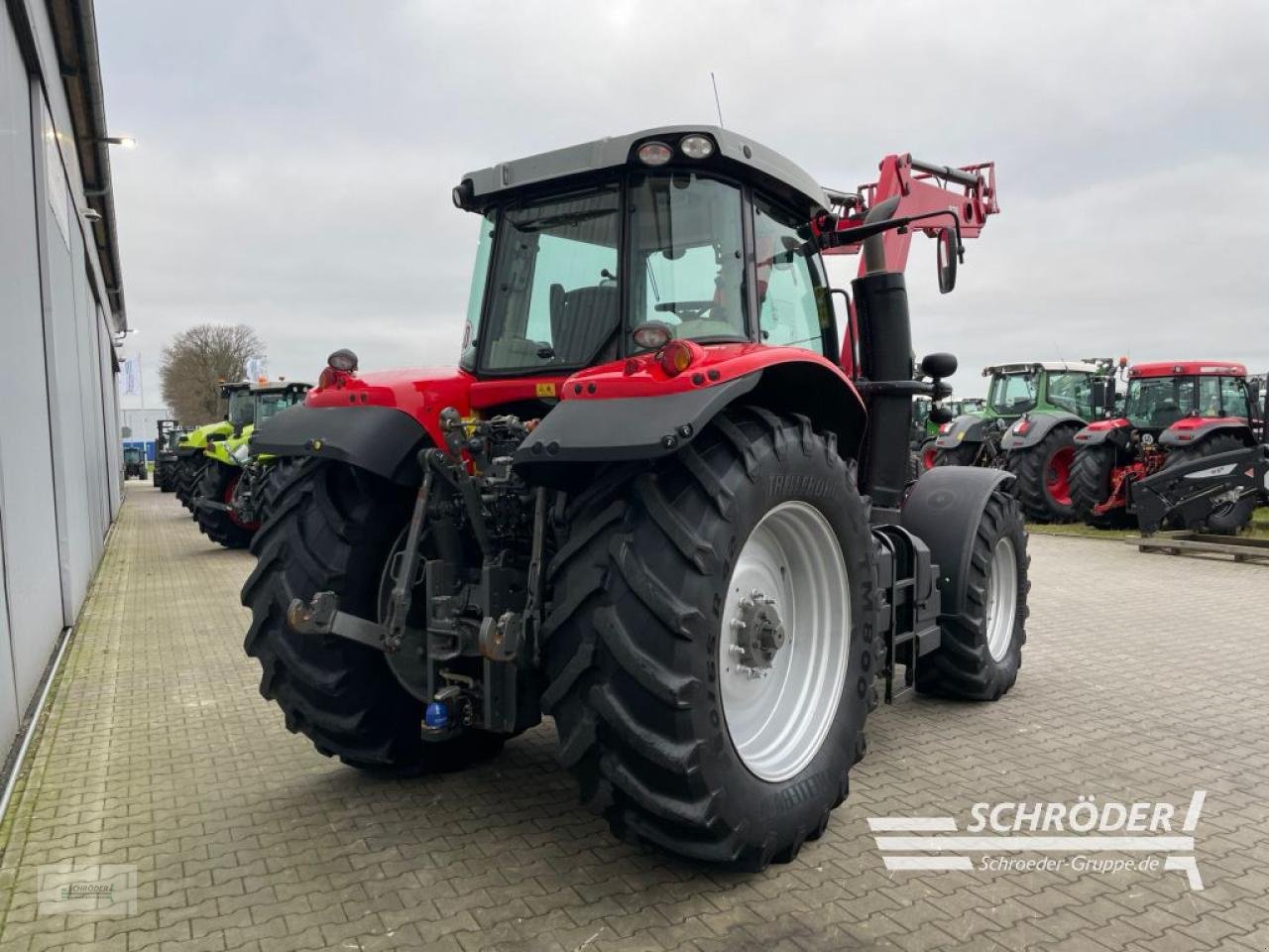 Traktor of the type Massey Ferguson 7622 DYNA 6 EFFICIENT, Gebrauchtmaschine in Wildeshausen (Picture 3)