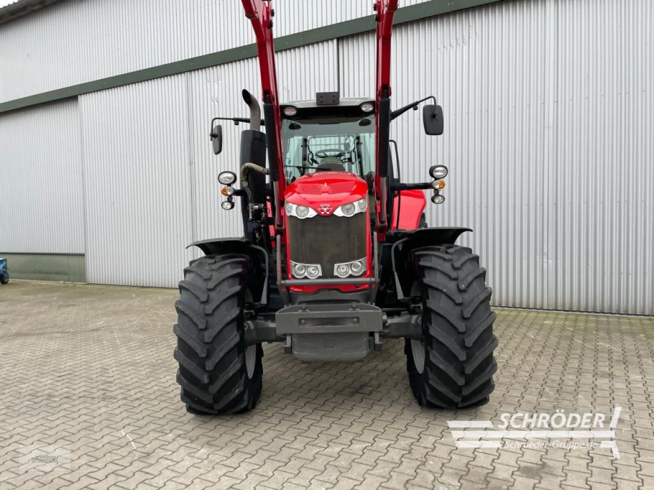 Traktor of the type Massey Ferguson 7622 DYNA 6 EFFICIENT, Gebrauchtmaschine in Wildeshausen (Picture 7)