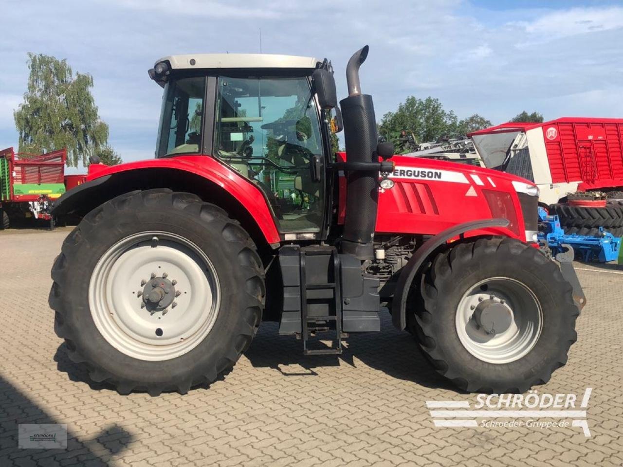 Traktor of the type Massey Ferguson 7624 DYNA-VT EXCLUSIVE, Gebrauchtmaschine in Ahlerstedt (Picture 5)