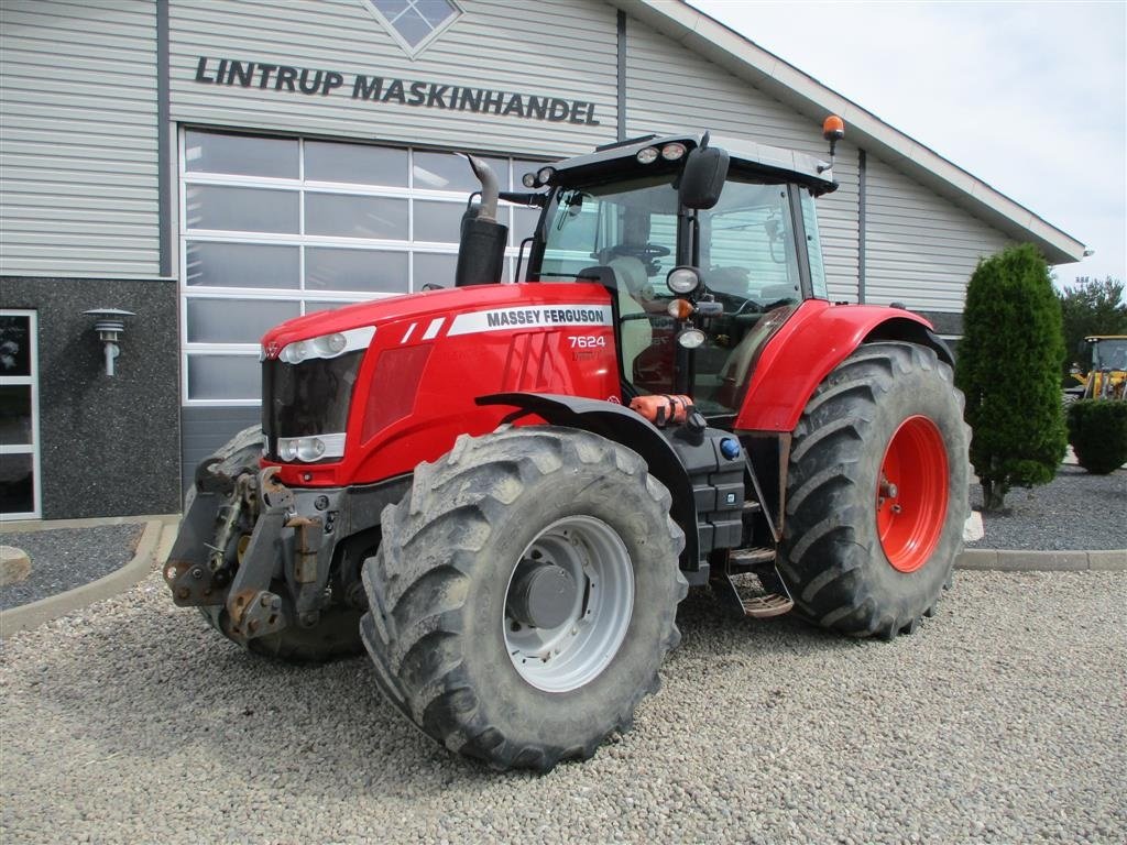 Traktor типа Massey Ferguson 7624 Dyna-VT Med frontlift og frontPTO, Gebrauchtmaschine в Lintrup (Фотография 2)