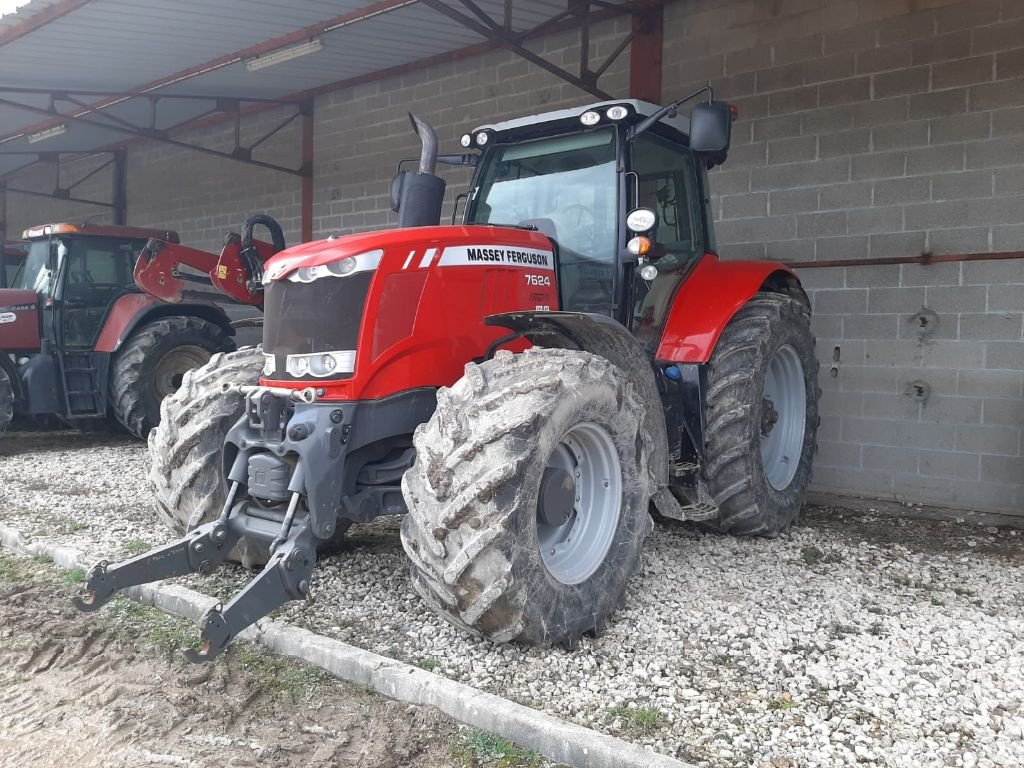 Traktor typu Massey Ferguson 7624 DYNA VT, Gebrauchtmaschine v PRÉFONTAINES (Obrázok 2)