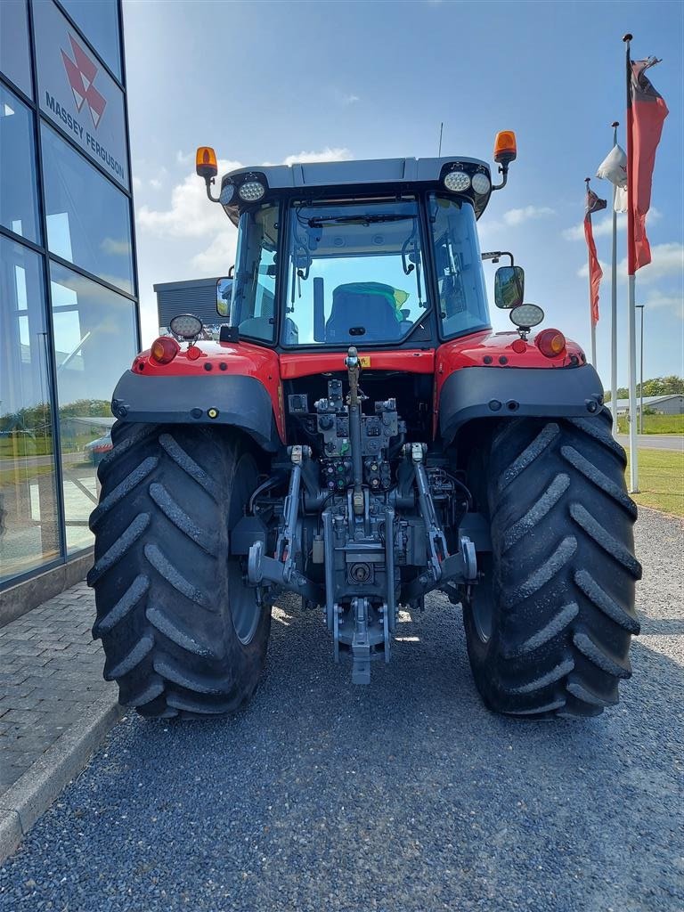 Traktor типа Massey Ferguson 7624 DynaVT Exclusive, Gebrauchtmaschine в Nykøbing M (Фотография 6)