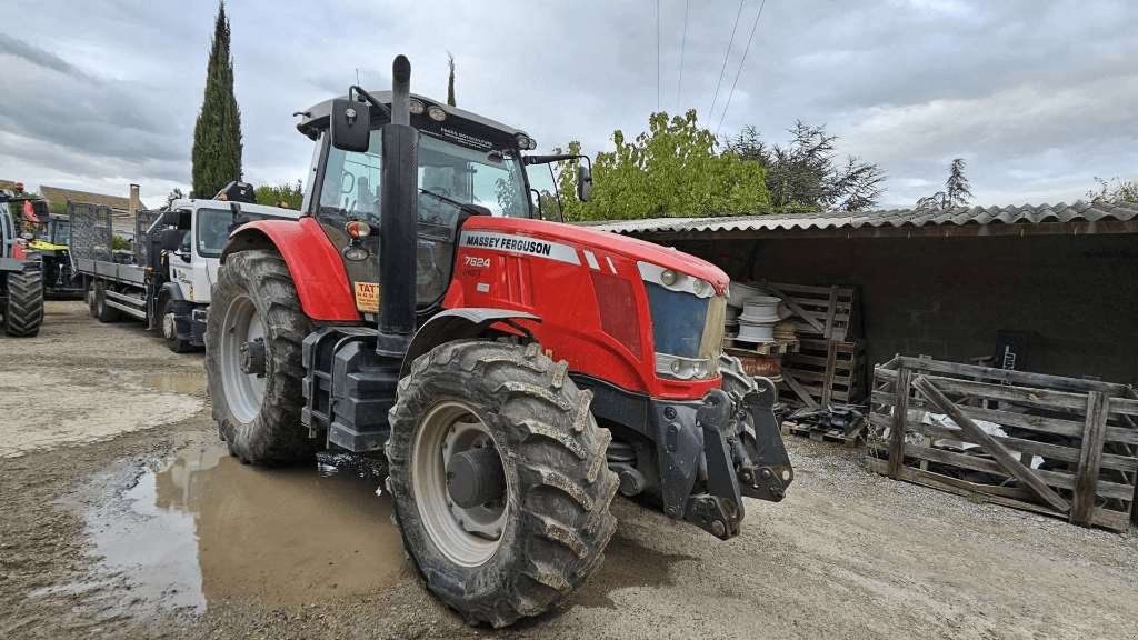 Traktor du type Massey Ferguson 7624, Gebrauchtmaschine en NOVES (Photo 2)