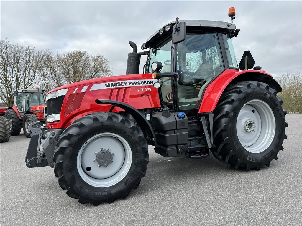 Traktor des Typs Massey Ferguson 7715 Dyna 6 KUN 1100 TIMER!, Gebrauchtmaschine in Nørager (Bild 2)