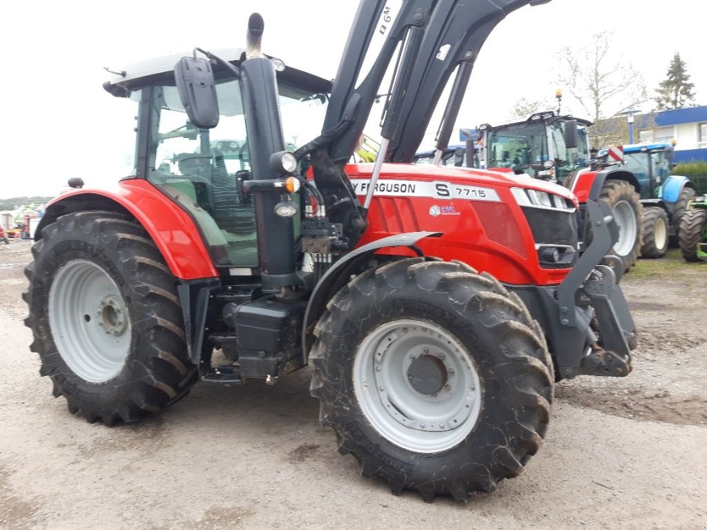 Traktor a típus Massey Ferguson 7715 S D 6 EFFICIENT, Gebrauchtmaschine ekkor: BRAS SUR MEUSE (Kép 2)