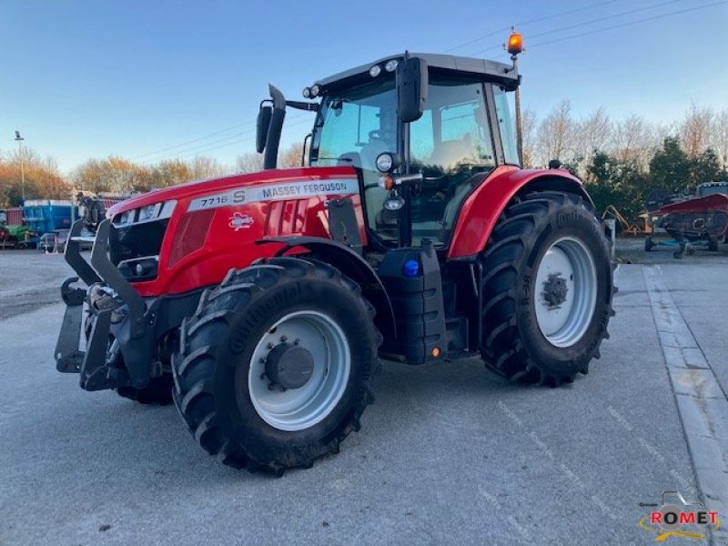 Traktor du type Massey Ferguson 7716 S DV EF, Gebrauchtmaschine en Gennes sur glaize (Photo 1)