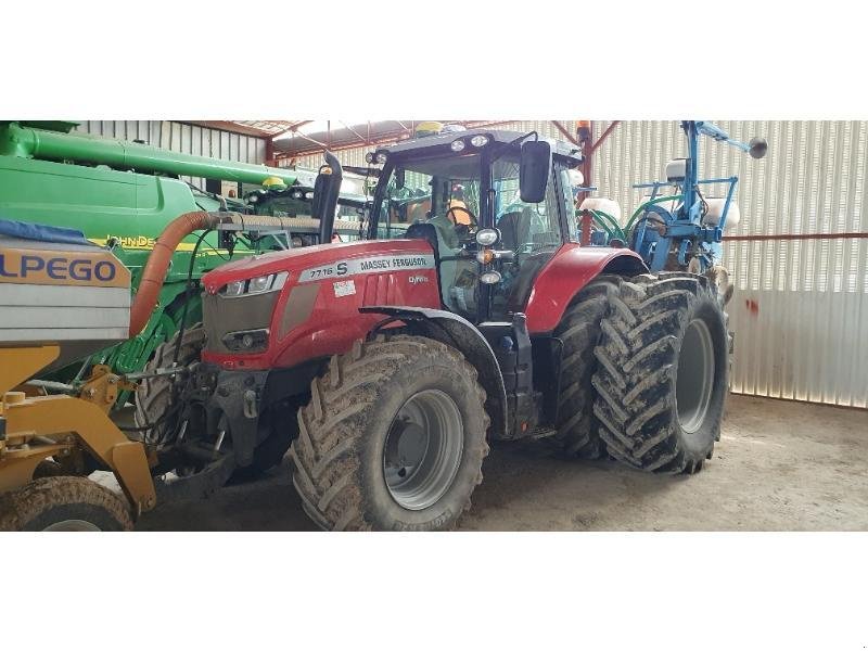 Traktor du type Massey Ferguson 7716, Gebrauchtmaschine en VOUZIERS (Photo 1)