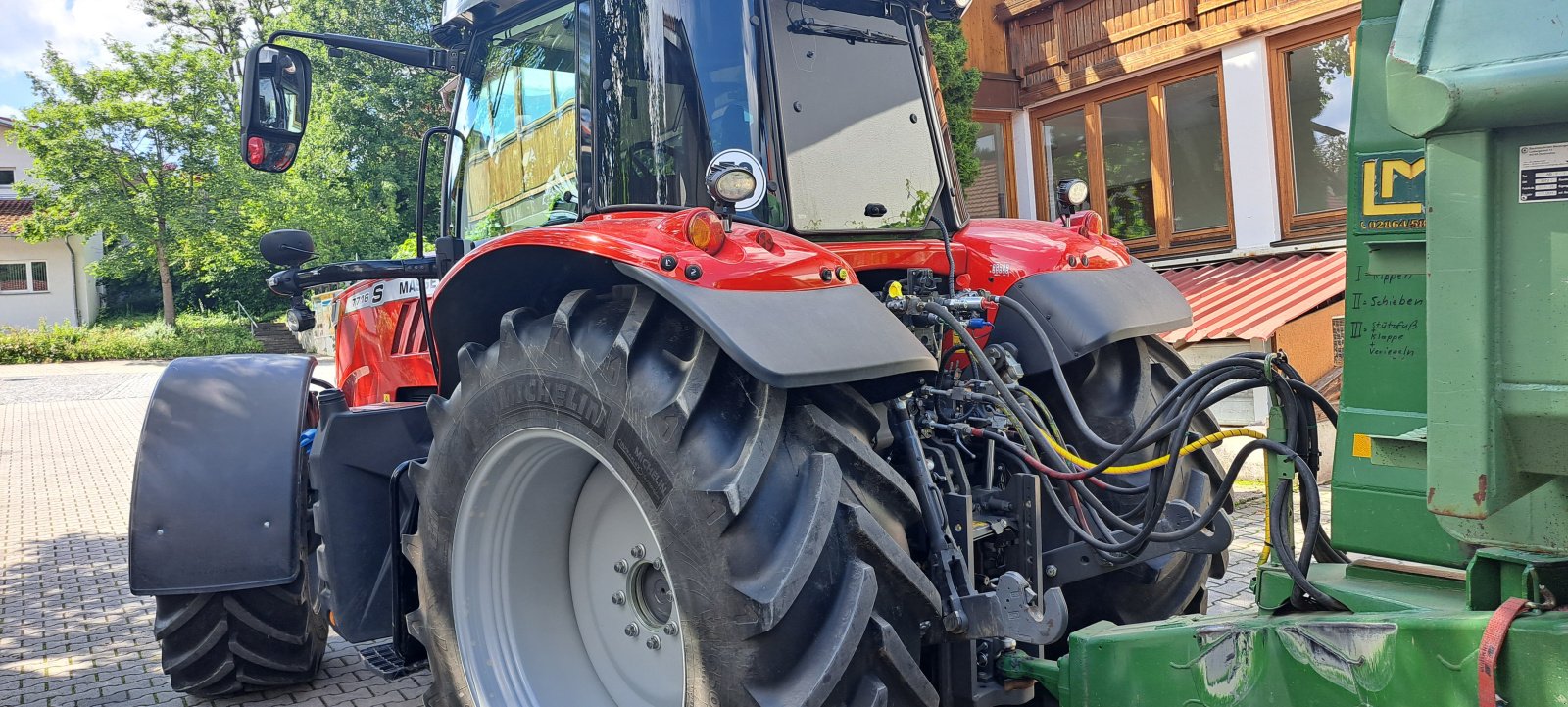 Traktor des Typs Massey Ferguson 7716, Gebrauchtmaschine in Loiching (Bild 3)