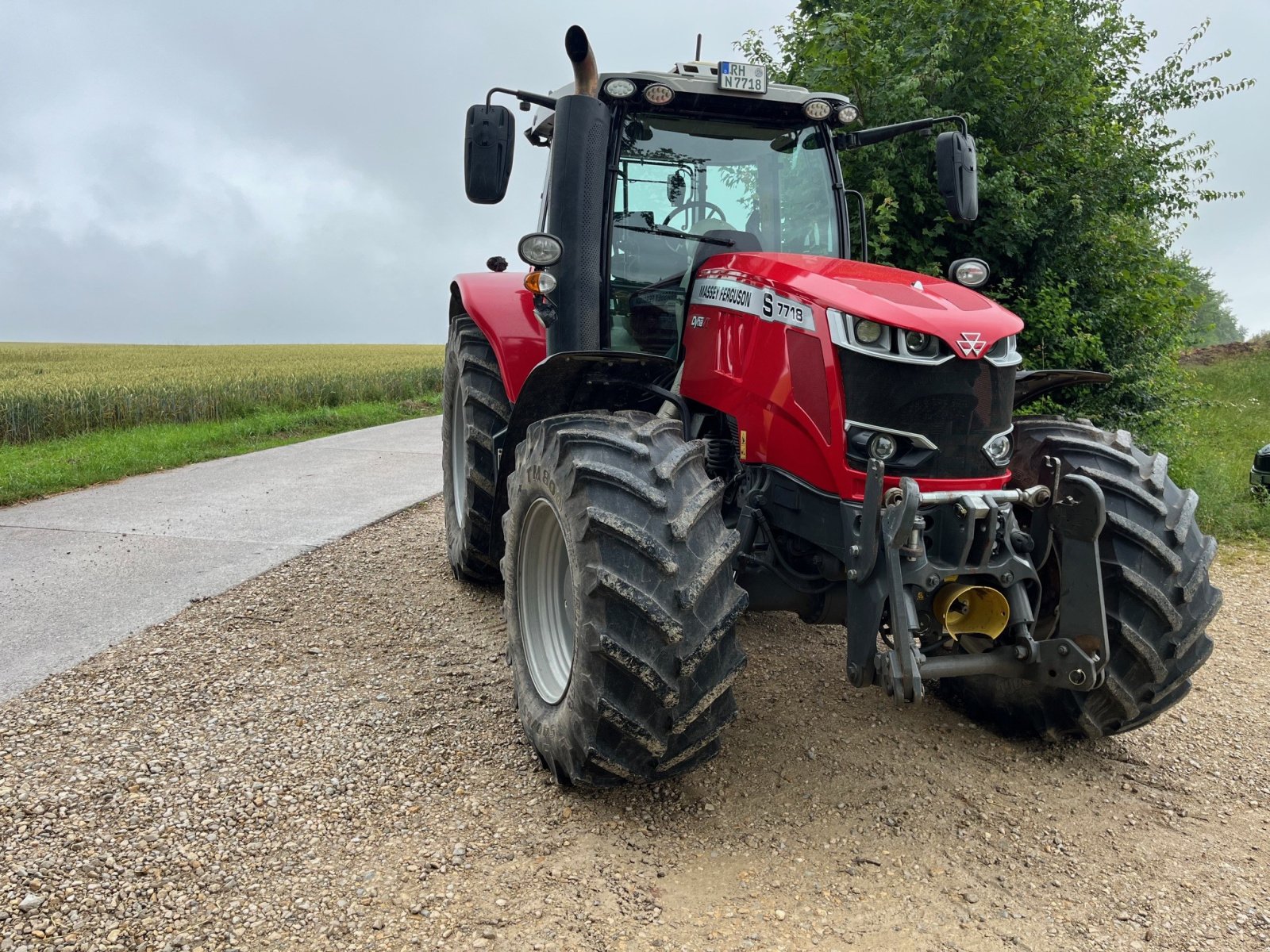 Traktor tipa Massey Ferguson 7718 Dyna VT Exclusive  mit RTK *** Sehr gepflegt ***, Gebrauchtmaschine u Greding (Slika 2)