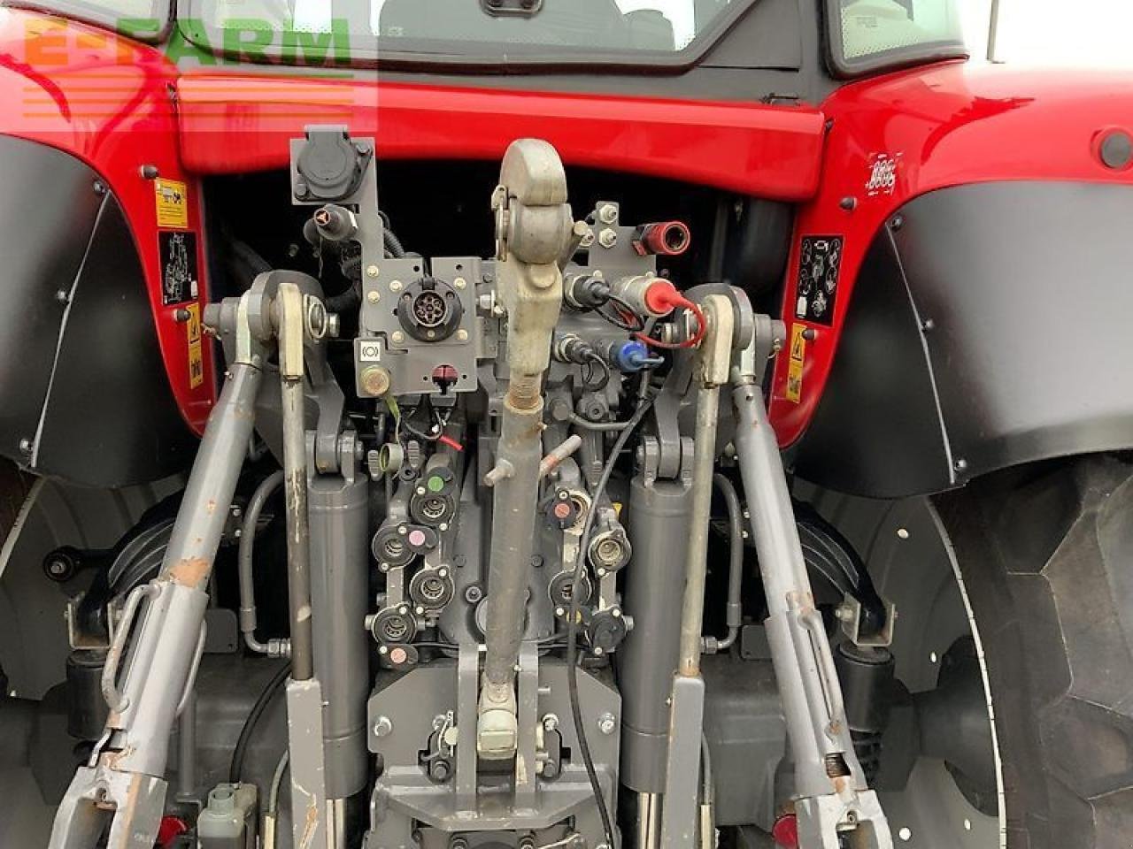 Traktor of the type Massey Ferguson 7718s dyna-6 tractor, Gebrauchtmaschine in SHAFTESBURY (Picture 12)