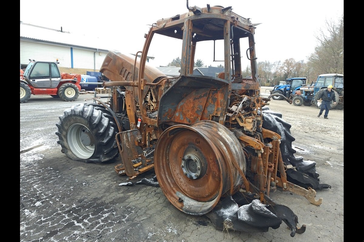 Traktor от тип Massey Ferguson 7718S, Gebrauchtmaschine в Viborg (Снимка 7)