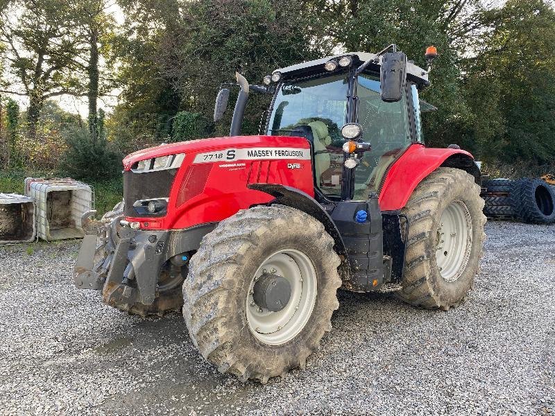 Traktor typu Massey Ferguson 7718S, Gebrauchtmaschine w CHATEAUBRIANT CEDEX (Zdjęcie 4)