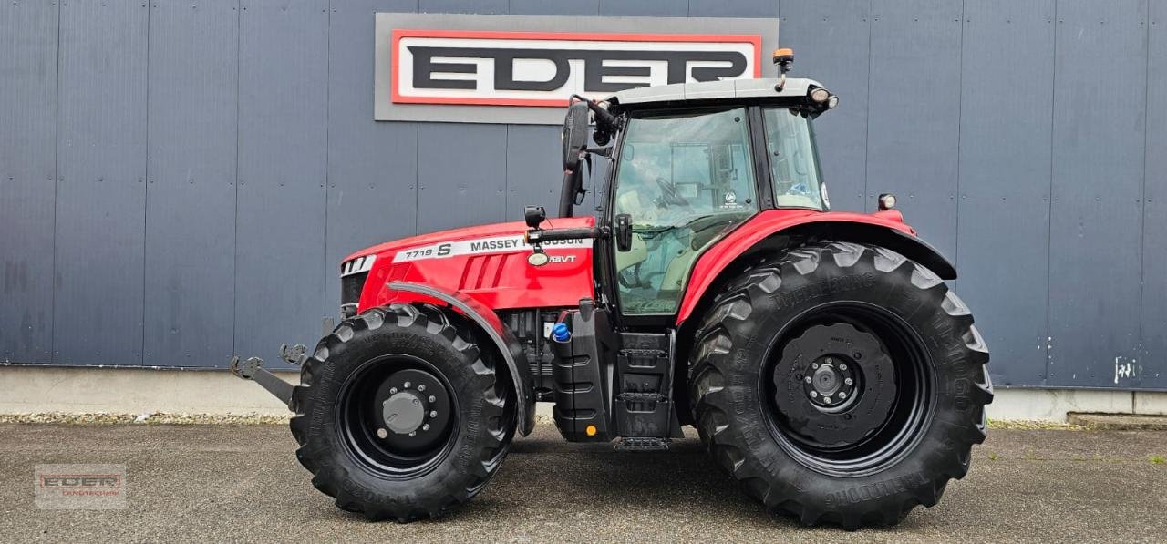 Traktor van het type Massey Ferguson 7719 S Dyna VT, Gebrauchtmaschine in Tuntenhausen (Foto 2)