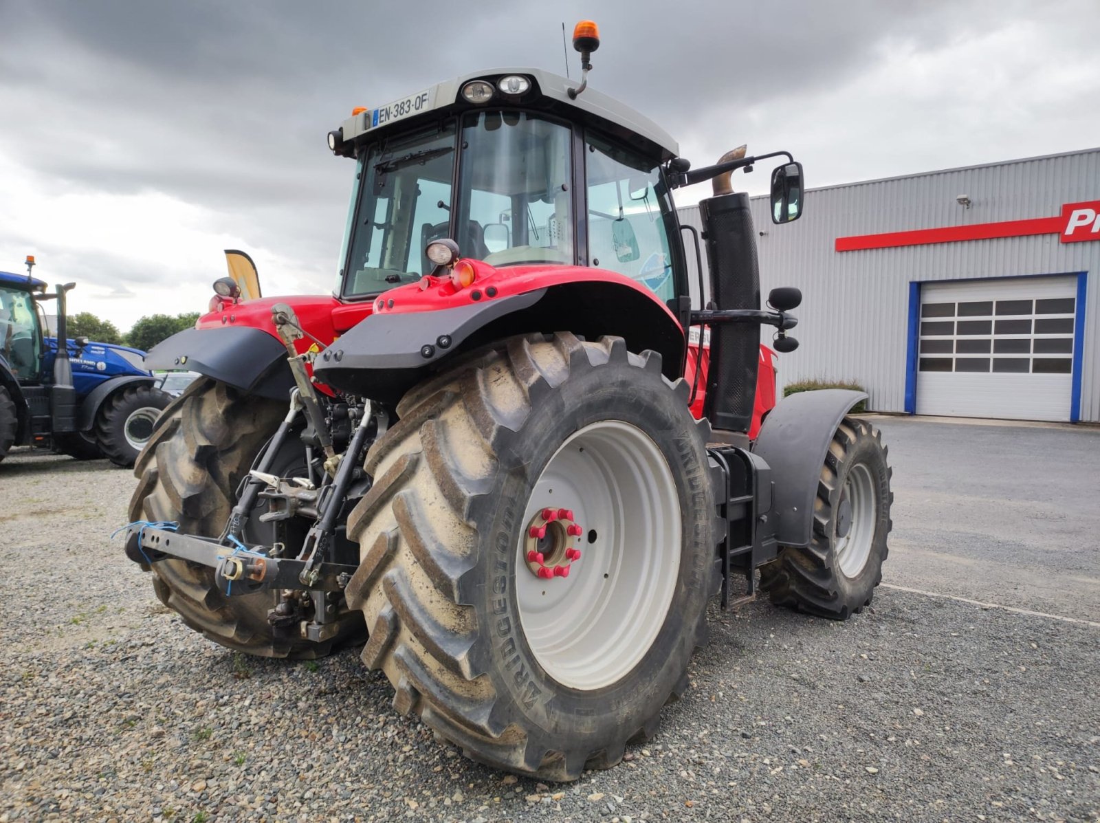 Traktor του τύπου Massey Ferguson 7719, Gebrauchtmaschine σε Laval (Φωτογραφία 4)