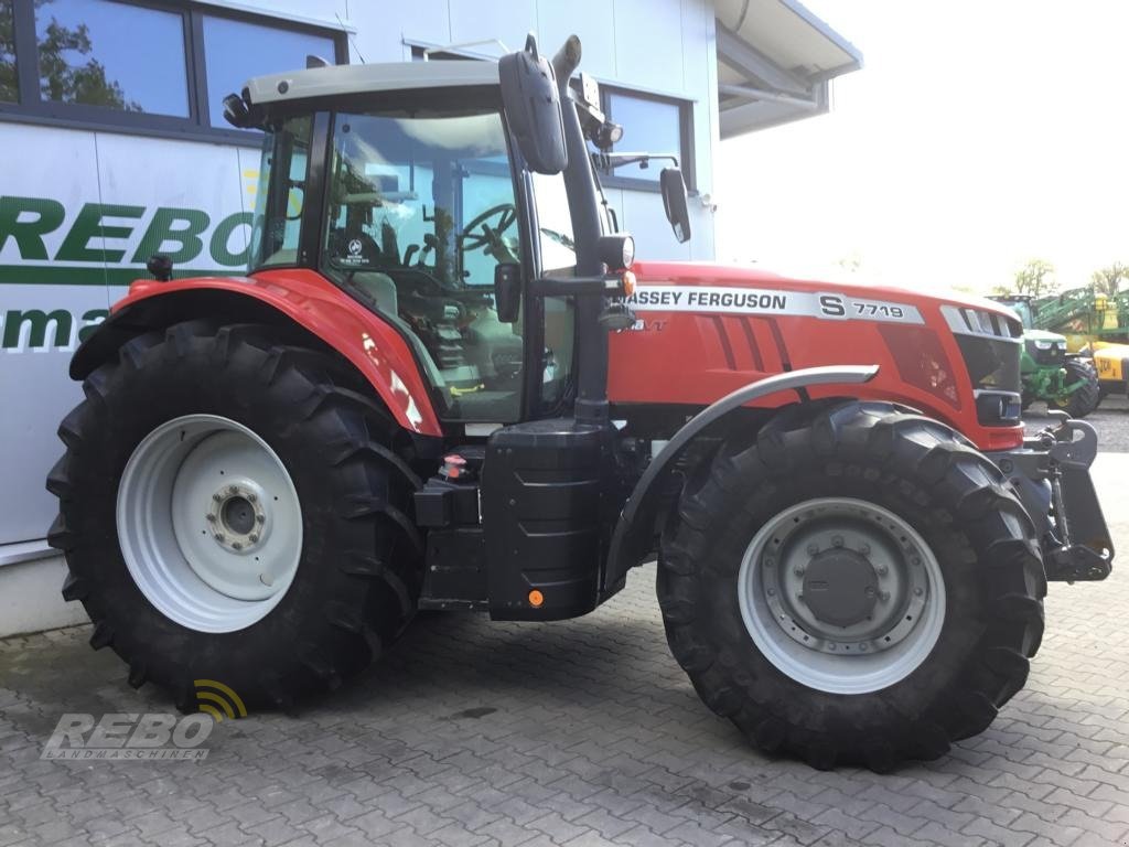 Traktor typu Massey Ferguson 7719S Dyna VT, Gebrauchtmaschine v Neuenkirchen-Vörden (Obrázok 4)