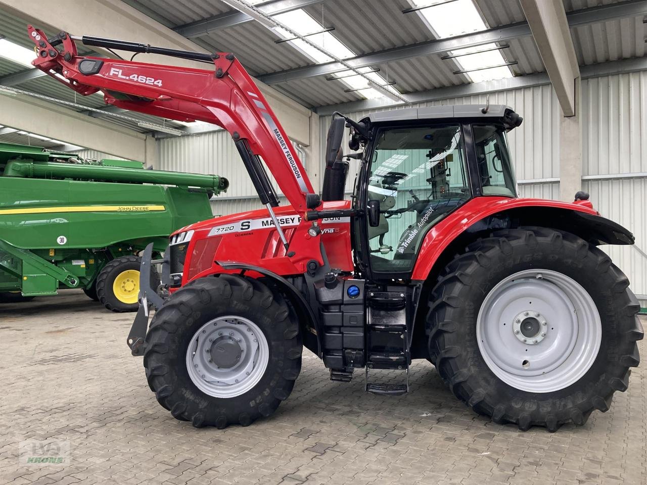 Traktor van het type Massey Ferguson 7720 Dyna 6, Gebrauchtmaschine in Spelle (Foto 9)