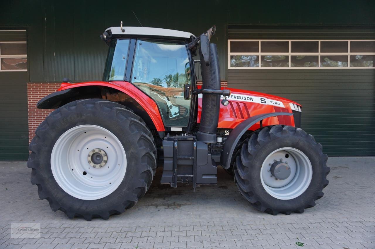 Traktor des Typs Massey Ferguson 7720 S Dyna-6, Gebrauchtmaschine in Borken (Bild 4)