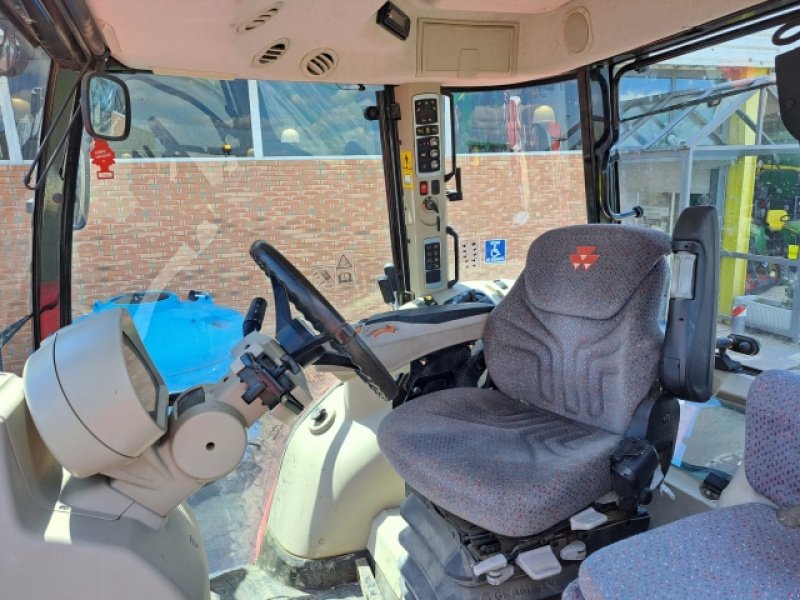 Traktor van het type Massey Ferguson 7720, Gebrauchtmaschine in PITHIVIERS Cedex (Foto 8)