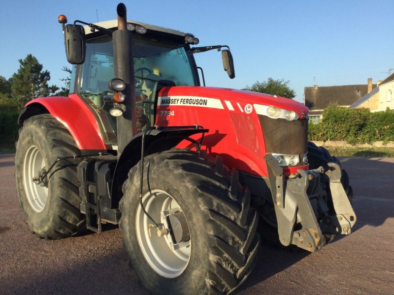 Traktor typu Massey Ferguson 7724 DYNA 6, Gebrauchtmaschine v LISIEUX (Obrázek 1)