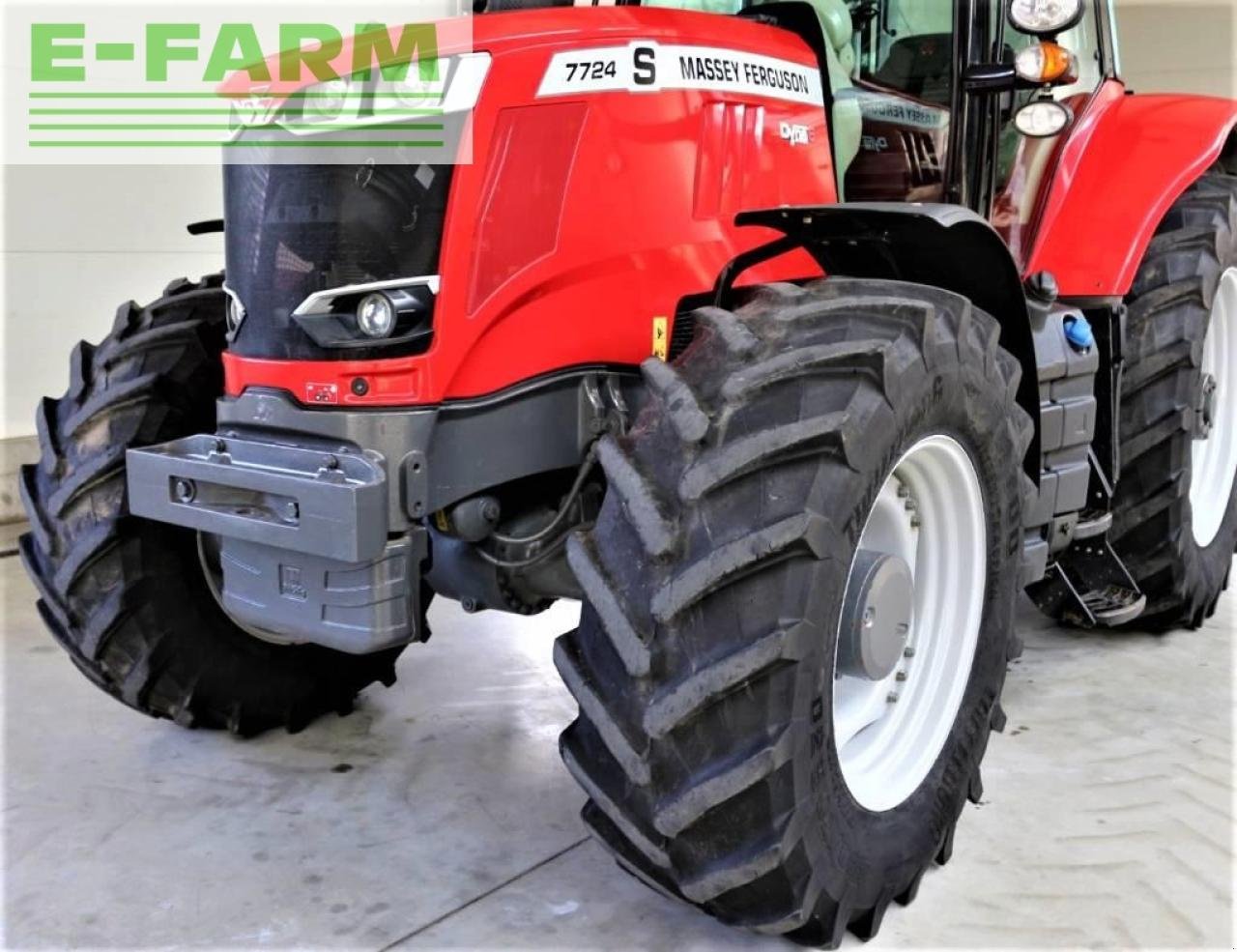 Traktor van het type Massey Ferguson 7724 s dyna 6, Gebrauchtmaschine in SOKOŁY (Foto 12)