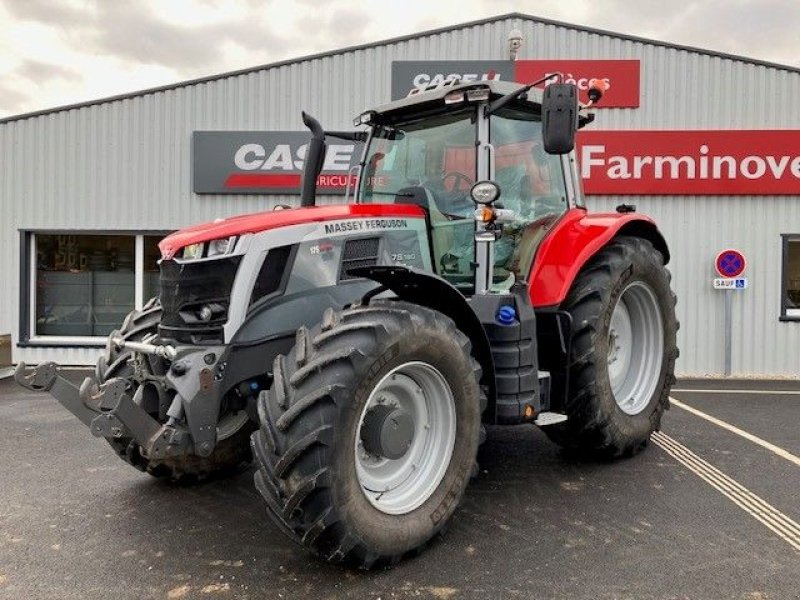 Traktor van het type Massey Ferguson 7S 180 D6 EXCLUSIVE, Gebrauchtmaschine in POUSSAY (Foto 1)