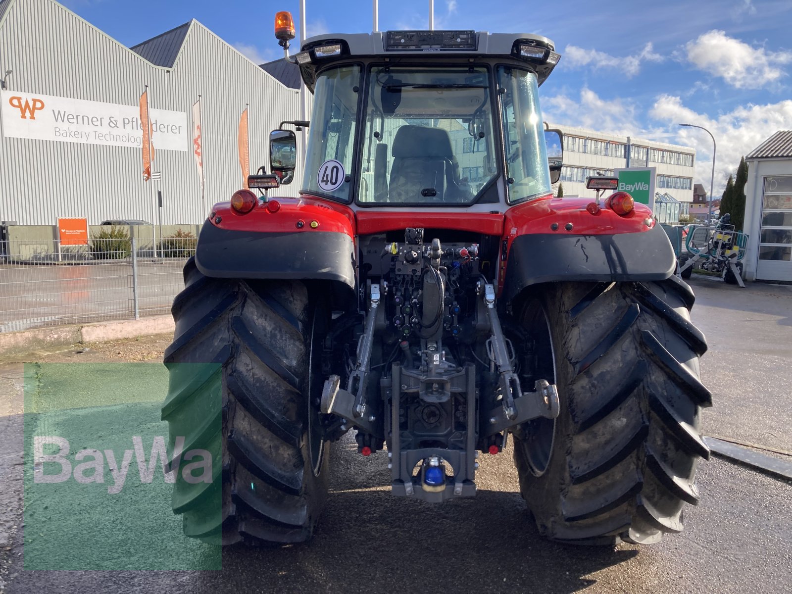 Traktor типа Massey Ferguson 7S 180 Dyna VT + RTK, Gebrauchtmaschine в Dinkelsbühl (Фотография 8)