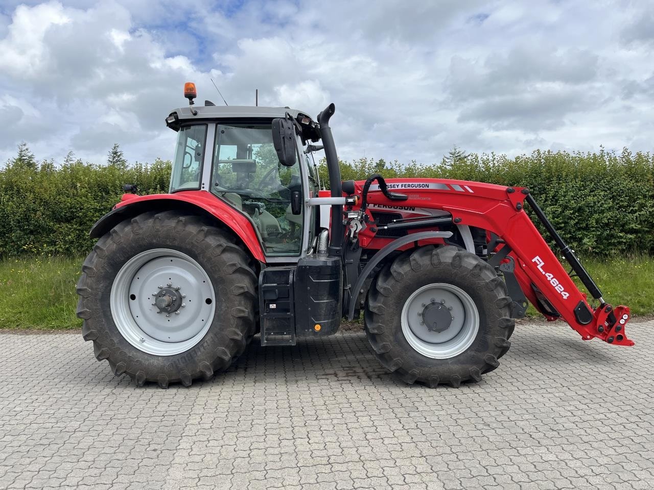 Traktor van het type Massey Ferguson 7S 210 DYNA VT EXC., Gebrauchtmaschine in Odder (Foto 2)