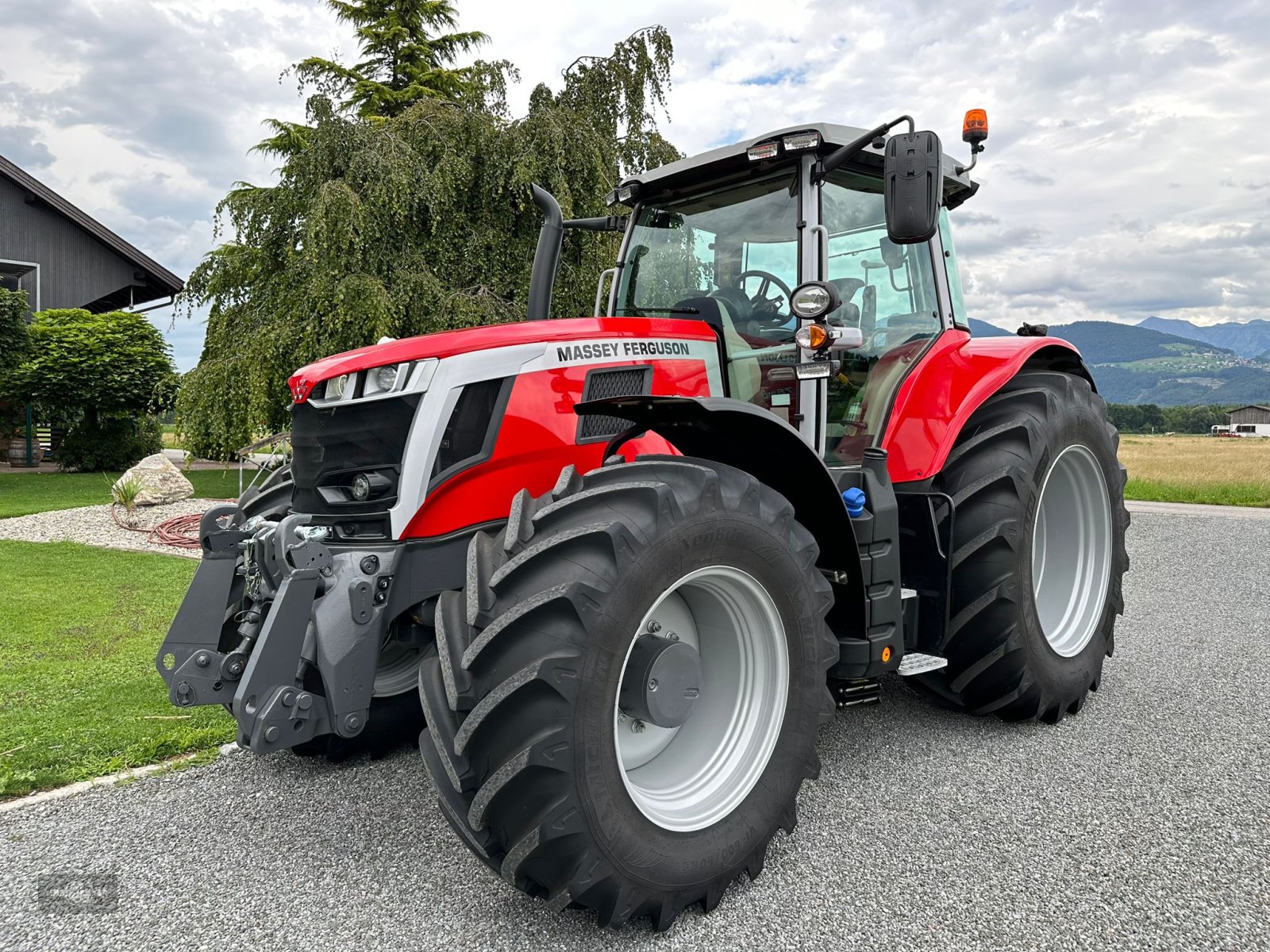 Traktor of the type Massey Ferguson 7S 210 Dyna VT Exclusiv, Gebrauchtmaschine in Rankweil (Picture 1)