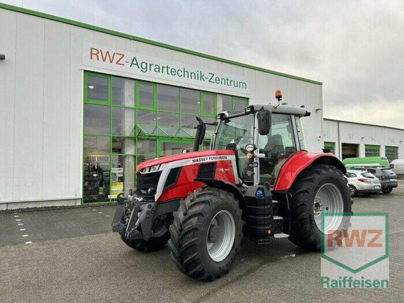 Traktor van het type Massey Ferguson 7S.180 Dyna 6 Eff. **Sonderpreis**, Neumaschine in Geldern (Foto 1)