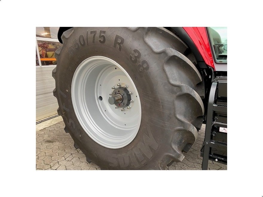 Traktor of the type Massey Ferguson 7S.180 Dyna-6 Efficient, Gebrauchtmaschine in Ringe (Picture 8)